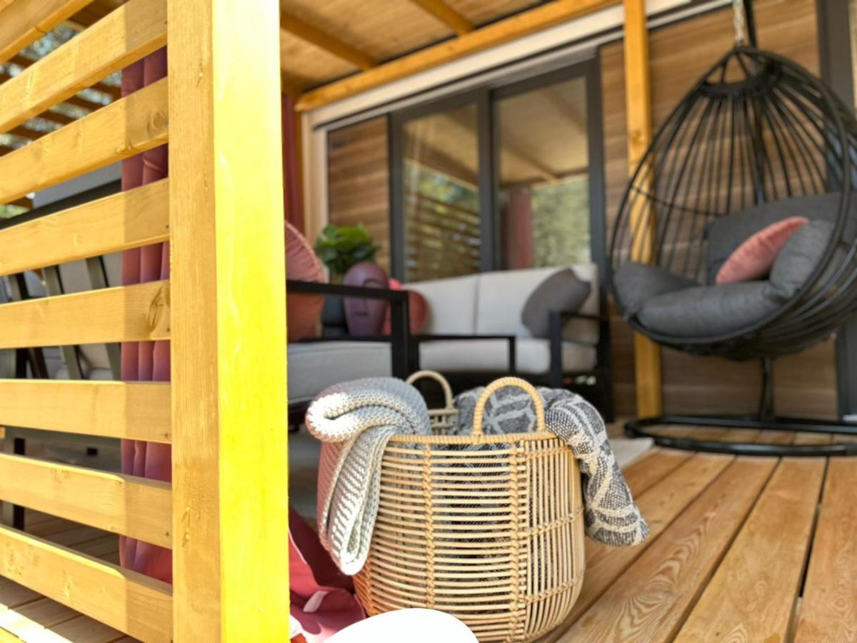 Iris Holiday Homes Биоград-на-Мору Экстерьер фото