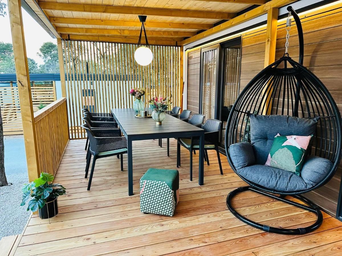 Iris Holiday Homes Биоград-на-Мору Экстерьер фото