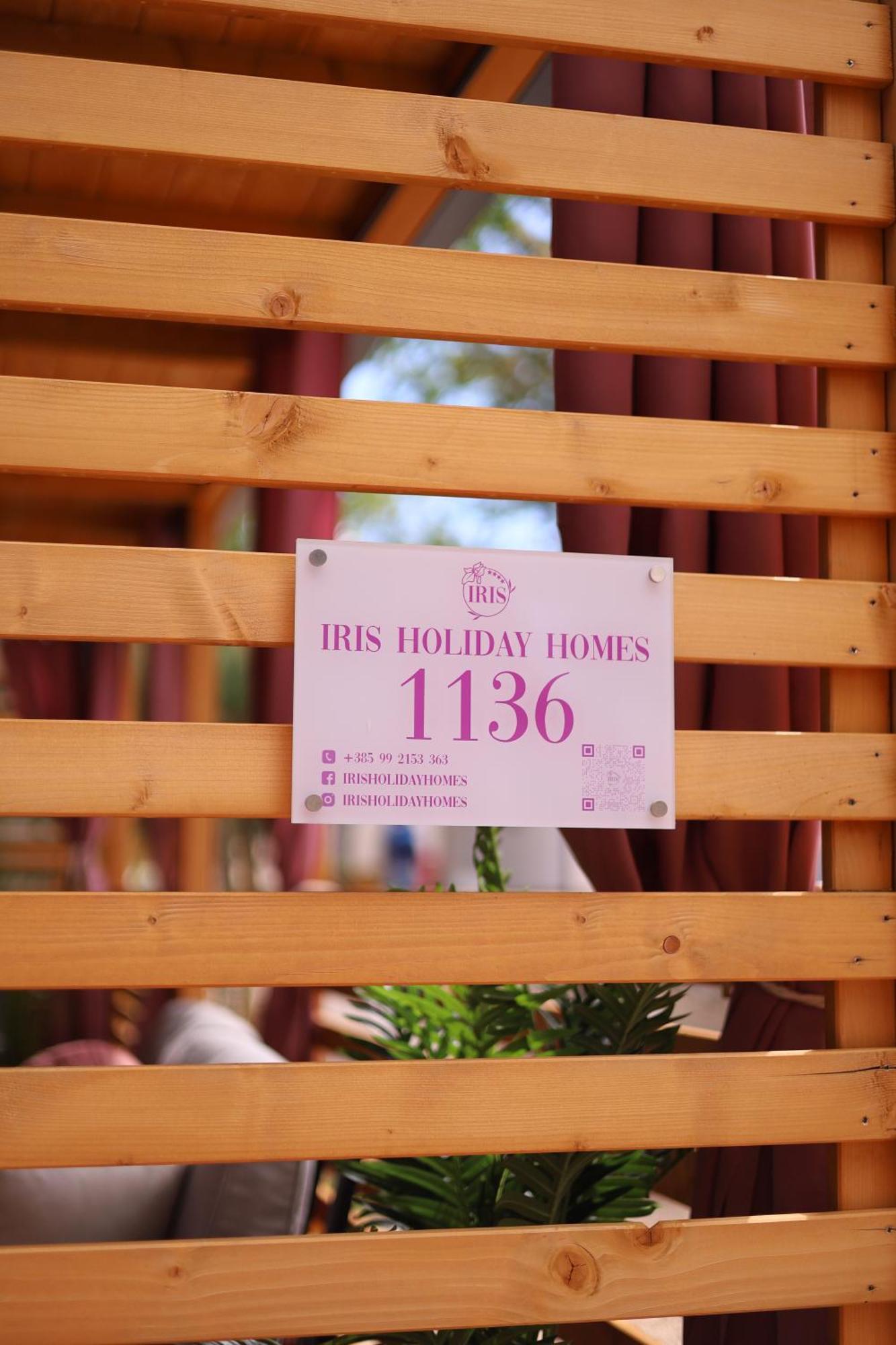 Iris Holiday Homes Биоград-на-Мору Экстерьер фото